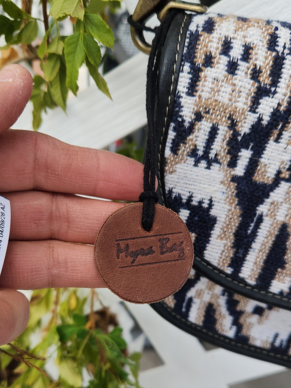 Myra: Jenson Bluff Small Crossbody - Picture 5 of 8